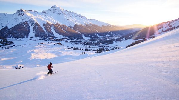 Elevate your skiing skills with tailored lessons in courchevel 1850